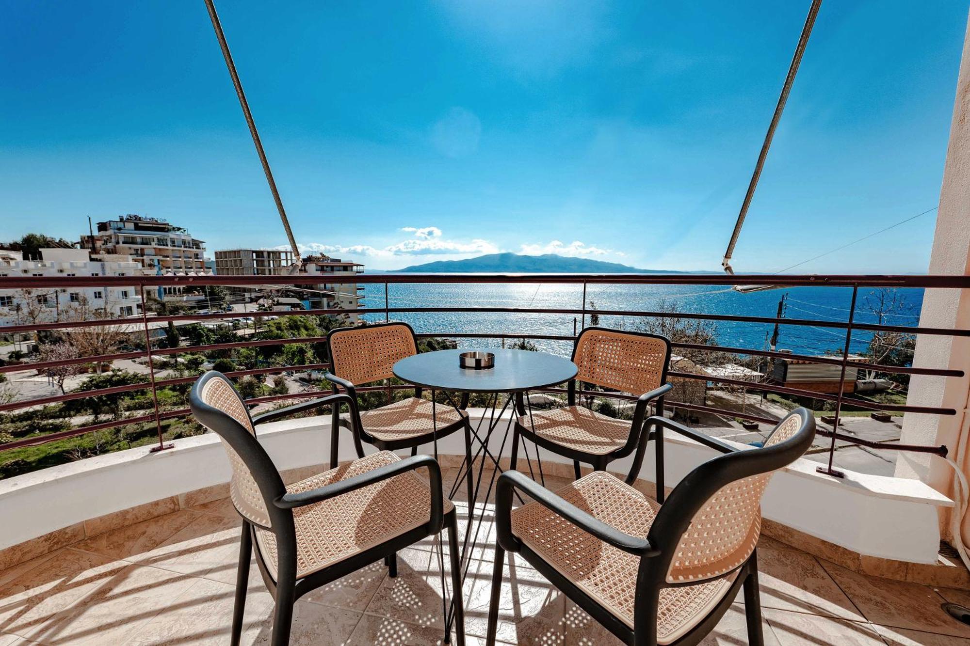 Sunny Apts Саранда Екстер'єр фото